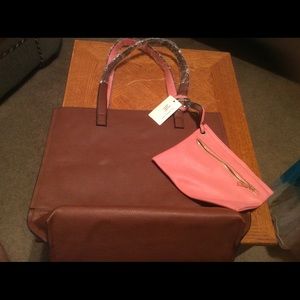 NWT Scarleton tote and zip pouch